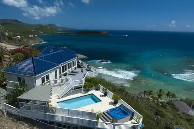 Image de Oceanfront Home Loin De La Maison, Vues Incroyables. Consultez 15% De DERNIÈRE Minute