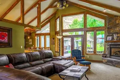Image de Wunder House, Sleeps 14!