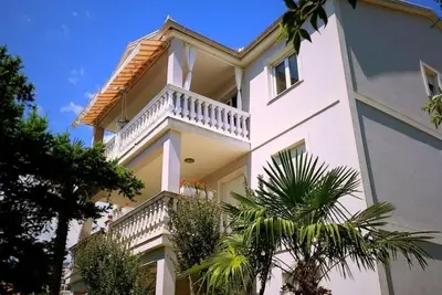 Image de Appartement Studio dans Ičići avec Climatisation, Wifi (4674-2)