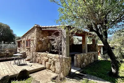 Image de Bergerie( Caseddu )en pierre typique, F2, 55m2, 2\/4pers, Jacuzzi, Wifi, Parking