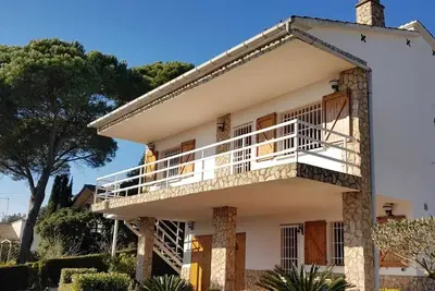 Image de Maison individuelle de 160m2 avec un terrain de 600m2 avec une capacité de 6 personnes
