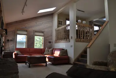 Image de Emplacement, emplacement. . . Meadow Creek est l'endroit à être! !