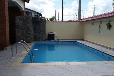 Image de Maison avec piscine à 100 mètres de la plage
