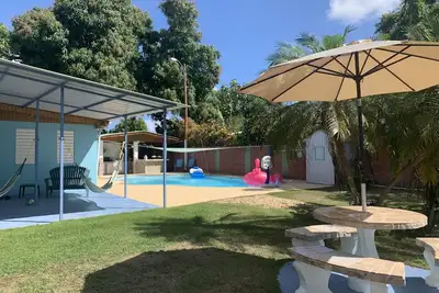 Image de Belle maison privée de rénovation personnalisée avec piscine, grill extérieur, plage facile Wa