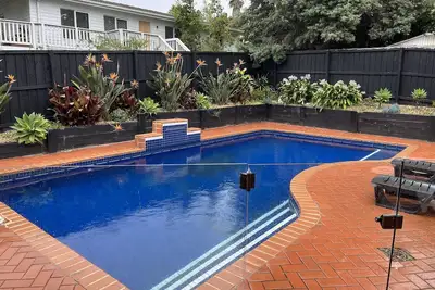 Image de Mt. Escapade à la plage et à la piscine de Martha