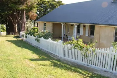 Image de Hillside Cottage - chalet historique de 1843