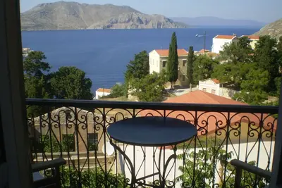 Image de Le manoir Petrides reflétant l'histoire, la culture et la beauté de la région