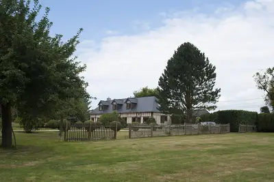 Image de Conversion de grange familiale dans une magnifique campagne française, à proximité des plages