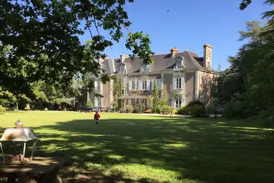 Image de 18th century manor house, 12/14pers. St Mars du Désert, 20 mn from Nantes train