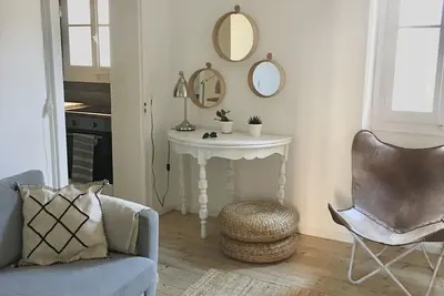 Image de appartement de style Boutique à Corfou, récemment rénové