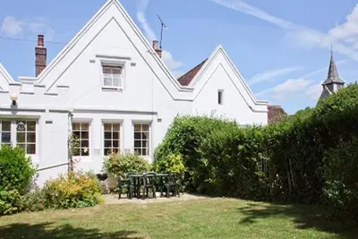 Image de Belle maison de village confortable dans un beau quartier calme des South Downs