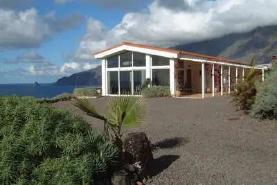 Image de Maison de vacances moderne dans une magnifique région côtière