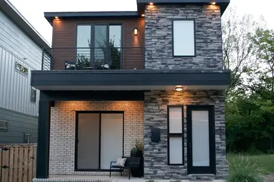 Image de Nouvelle construction | Maison Trailside | Situé en centre ville - Proche de tout