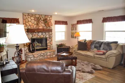 Image de Sargent Estates Farm House