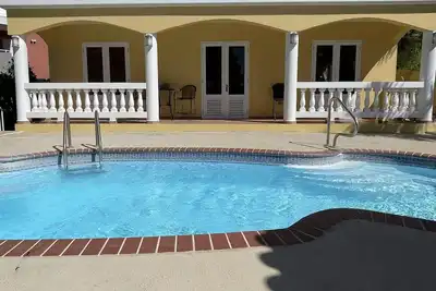 Image de Casa de los Tres Soles - Appartement côté piscine au coeur de Puntas, Rincon