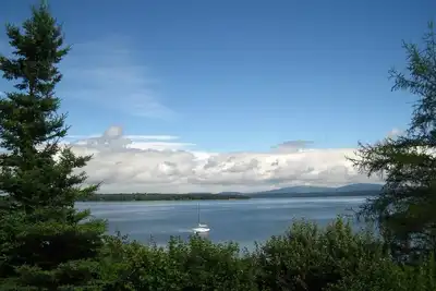 Image de Animaux acceptés. Serene Oceanfront Maison contemporaine. Plage privée. 4 couchages.