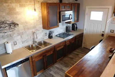 Image de Sierra Vista Guest House-Avec Hot Tub Pour Stargazing-Non Nettoyage supplémentaire / Honoraires Animaux