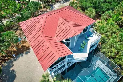 Image de 500 $ De Rabais 7 Nt Sejour! 5 Br, haut de gamme, 2 espaces de vie, piscine filtrée avec ascenseur!