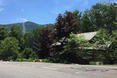 Image de Maison de ville de 3 chambres et plus au village de Loon Mtn