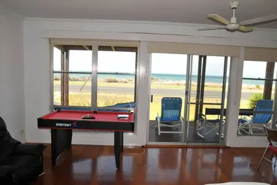 Image de Vue sur la mer Maison Front House Esplanade Portarlington tête en retrait