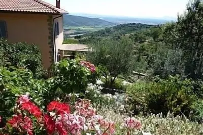 Image de Logement indépendant dans Villa avec piscine privée et vue imprenable