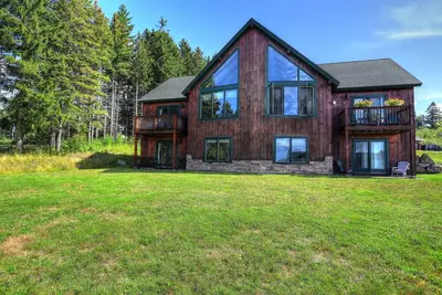 Image de Lodges 17 - Condo moderne avec vue imprenable sur le lac Rangeley
