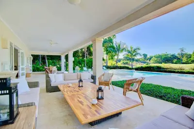 Stunning Golf Villa Hacienda with Private Pool