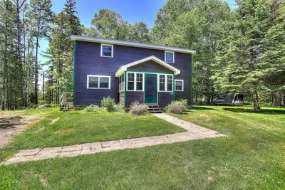 Image de 9 personnes, 4 chambres, 2 salles de bains. Internet Haute Vitesse