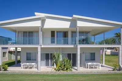 Image de Absolue en bord de mer. Regarder les baleines depuis le balcon