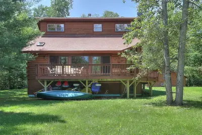 Image de Acadia Wingate Lodge - deux miles de Rangeley sur calme et paisible Gull Pond