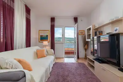 Image de Appartement ensoleillé avec terrasse vue mer
