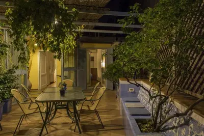 Image de Dimora dei Giganti - terrasse typique napolitaine