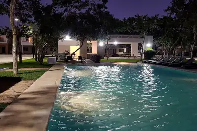 Image de Excelente ubicación! A 10 min de la playa, 5ª Av. , Cenotes y Vida Nocturna.