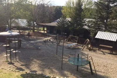 Image de Le Cowboy Creek Lodge Resort un Western!