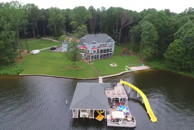 Image de Eagle's Cove, 8800 Sf / 12 Acres + front de mer de 3/4 mile - Opt Boat Rntl