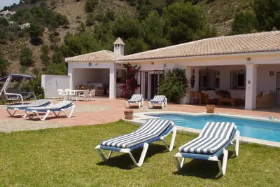 Image de Luxury Villa with fantastic views larg heated pool  total privacy