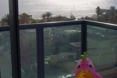 Image de Holiday home with pools, balcony, Uk Tv, aircon, free wi-fi, lovely ocean views!