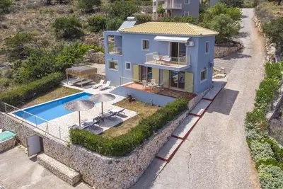 Villa avec piscine privée et chauffée et vue imprenable sur la mer