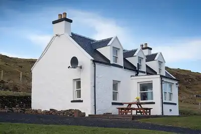 Image de Un Creagan est un chalet indépendant de luxe 4 étoiles avec des vues spectaculaires sur la mer