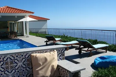 Image de Quinta Falcoes, luxueuse villa, pour 8, magnifique vue sur mer