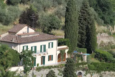 Image de Villa Ă Florence - Pas besoin de voiture, superbes vues. Piscine exclusive, jardin, Wi-Fi