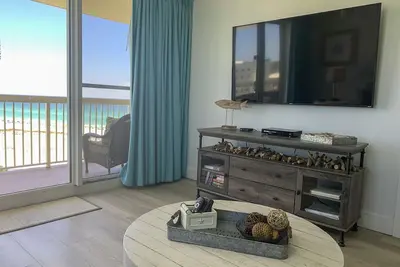 Image de Entièrement rénové! ! ! 7ème étage et vue parfaite sur le golfe!