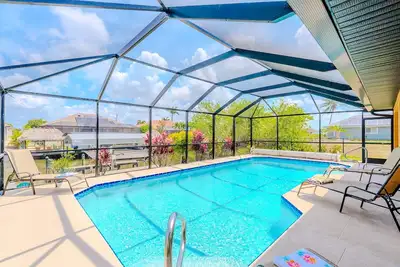 Image de 39% de réduction! -Swfl Rentals - Villa Ellie Mona - Accueil de bord de mer agréable avec piscine chauffée