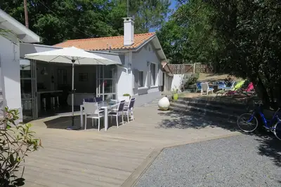 Image de Magnifique villa Pylataise, 6/8 personnes, terrasse et jardin, proche plages
