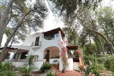 Image de Villa indépendante pour les familles à la recherche de grands espaces, de détente et de la mer!