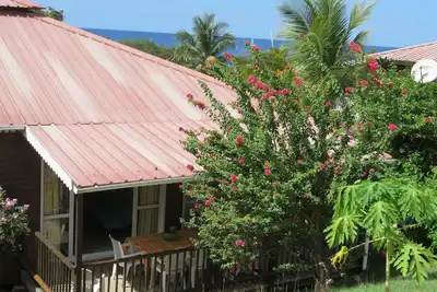 Image de Bungalow \"\"Les Pieds Dans L'Eau\"\"  Tout Confort