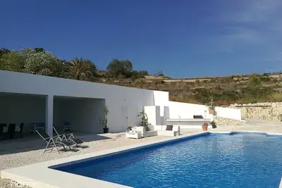 Image de Finca avec Vue sur la Mer et ambiance méditerranéenne. Piscine de 13mtr.