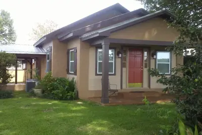 Image de Fairhope, Al: Terra Firma, 3br, 2ba, Sans fumée, Sans animaux, adultes seulement, 7 couchages