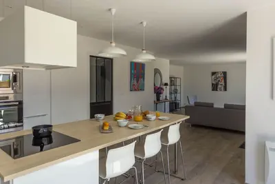 Image de \"La petite Louise \". . . . . . . . . . . . . . . . . . . . . . . . . . . . . . . . . . . . . . . . . . . . . . . . . . . . . . . . . . . .