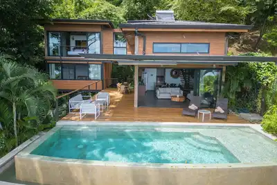 Image de Villa Ebony / Super Lux Boutique / Vue Panoramique Sur L'OCÉAN / Piscine Infi / Ac / Wifi / Unique *